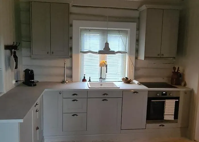 Lite - Sentralt Koselig Apartment